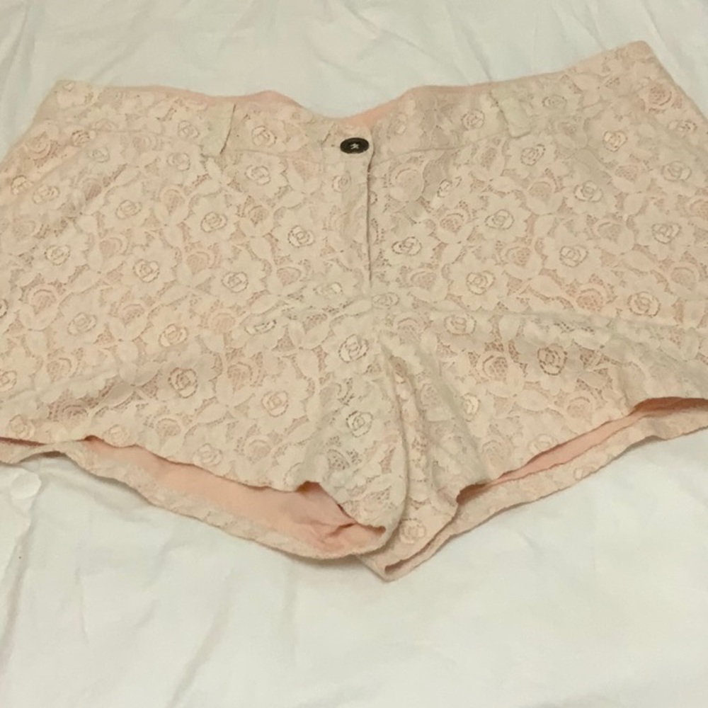 lace shorts